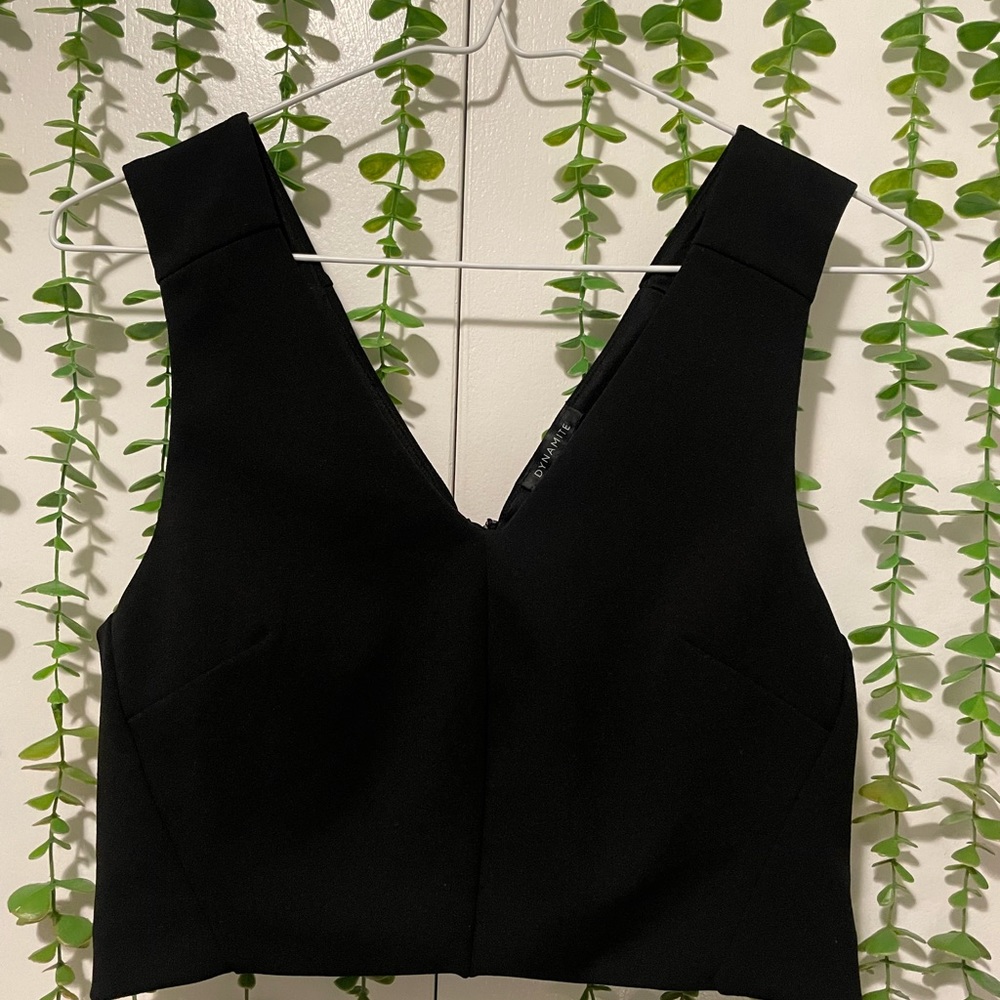 Dynamite Women's Black Crop Top with a Gold Zipper - Medium